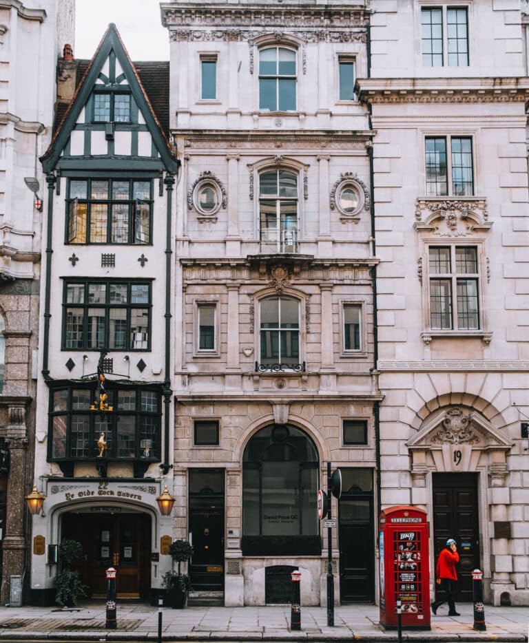8 Historic Streets in London: Old & Famous Places to Visit
