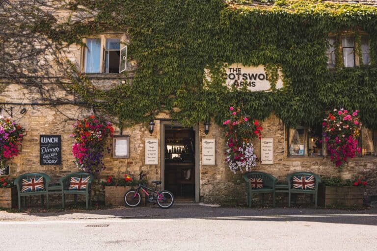 25+ Best Things to Do in The Cotswolds 2024