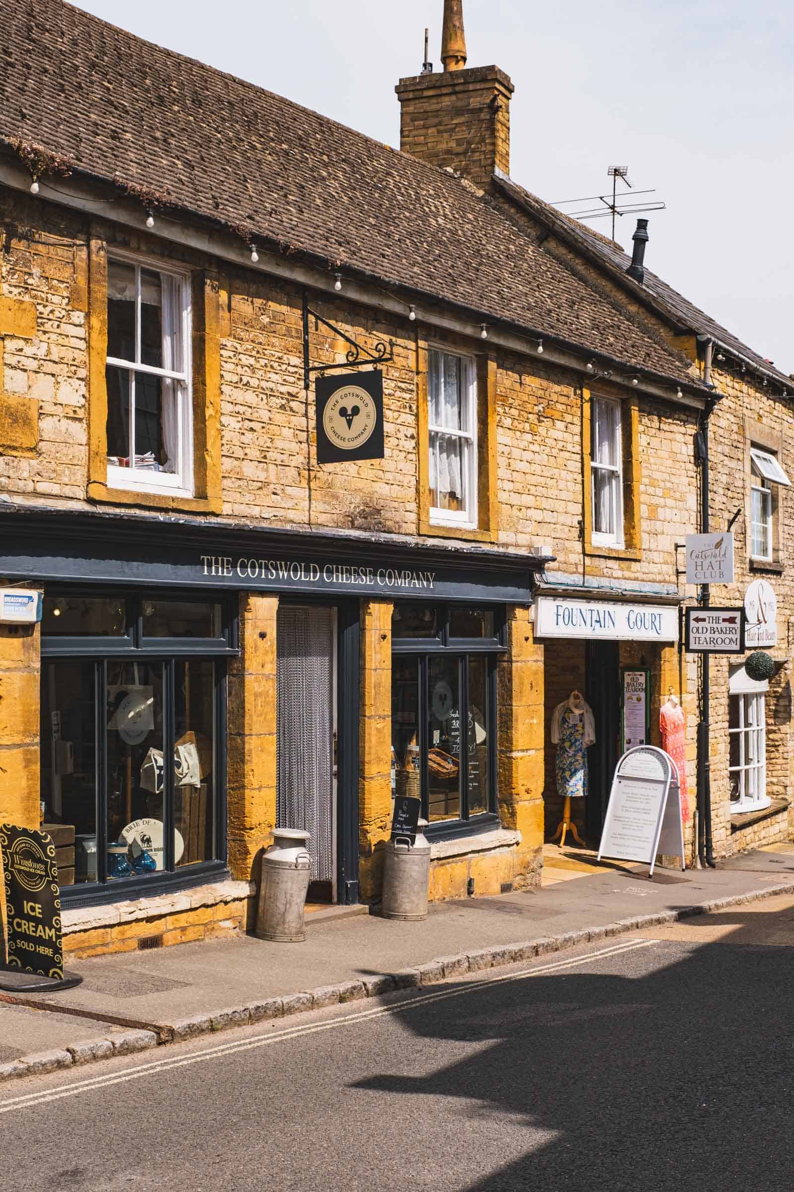 Stow On the Wold Cotswolds Chesse Company Stow-On-the-Wold Cotswolds Chesse Company