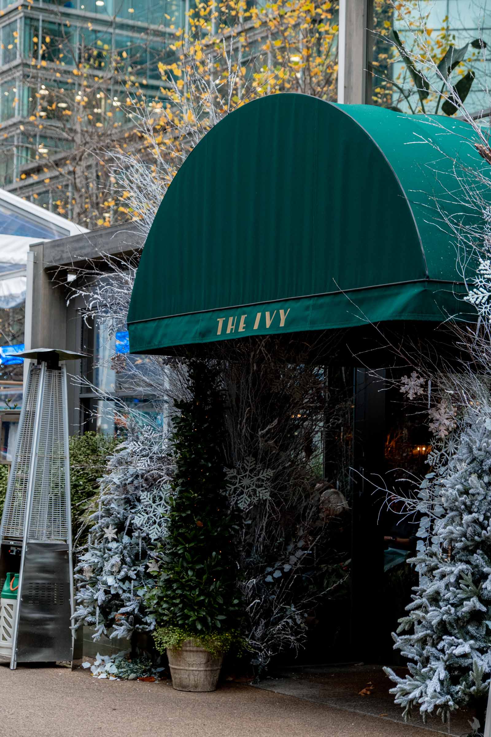Where to eat in Canary Wharf London Where to eat in Canary Wharf London