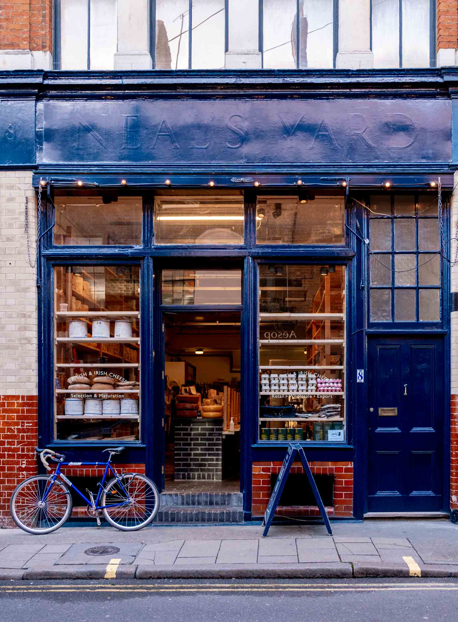 Neals Dairy Yard London Bridge