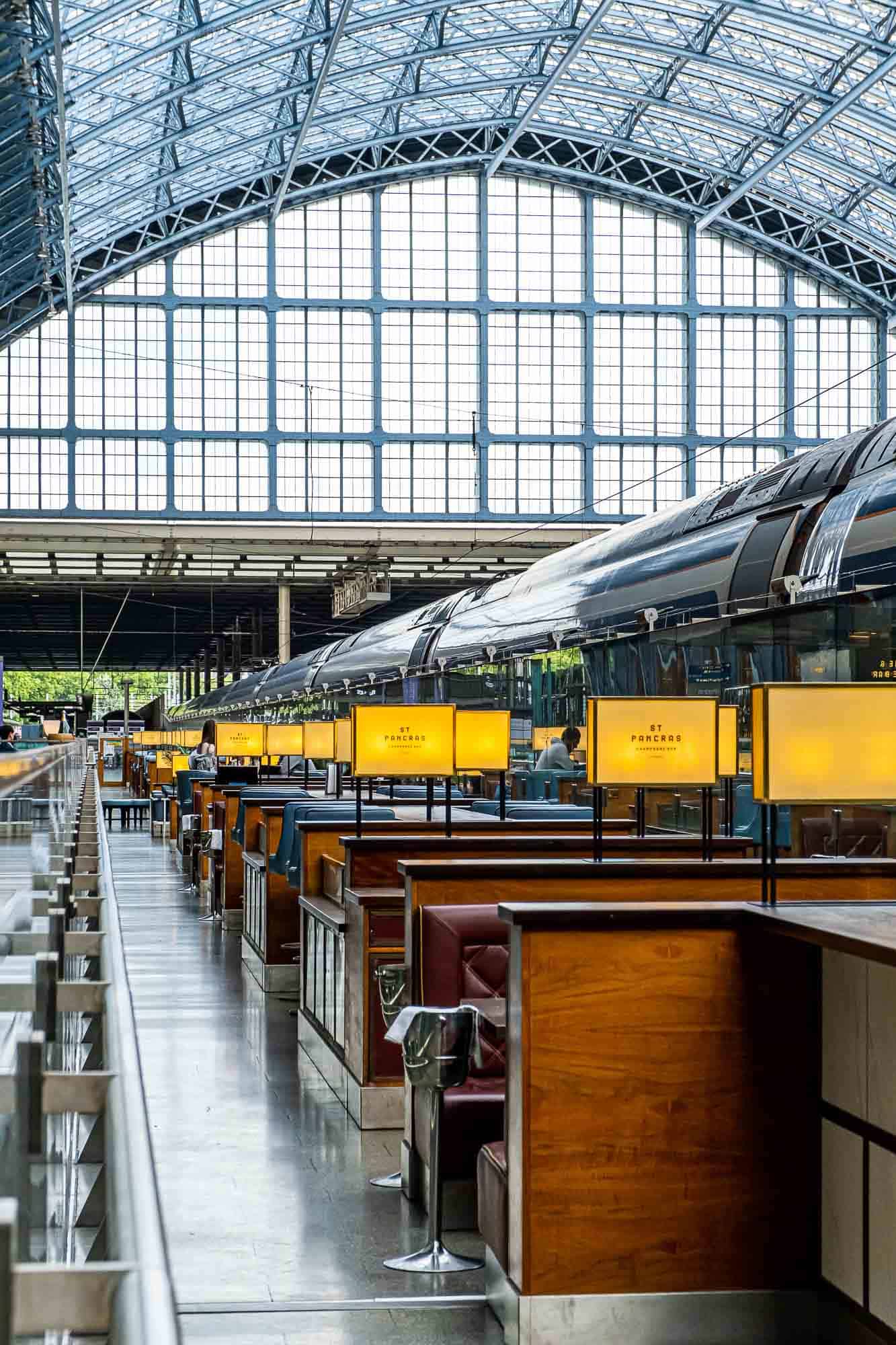 St. Pancras Champagne Bar by Searcys St. Pancras Champagne Bar by Searcys
