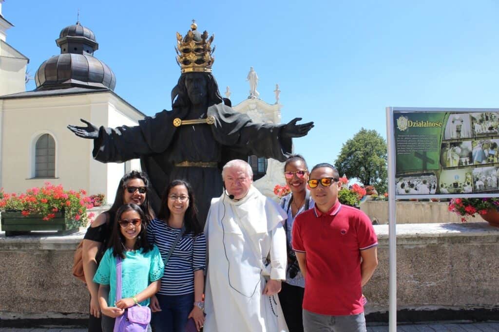 KrakowtourtoCzestochowa BlackMadonna 1