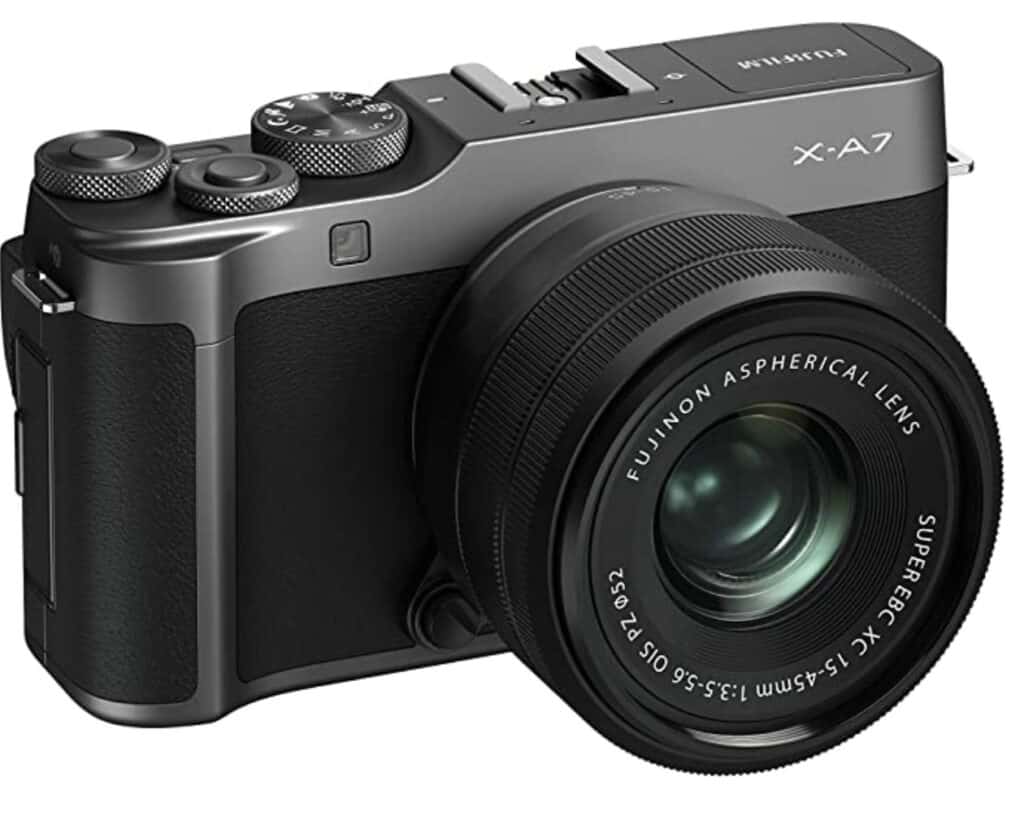 Fujifilm X A7 for travel