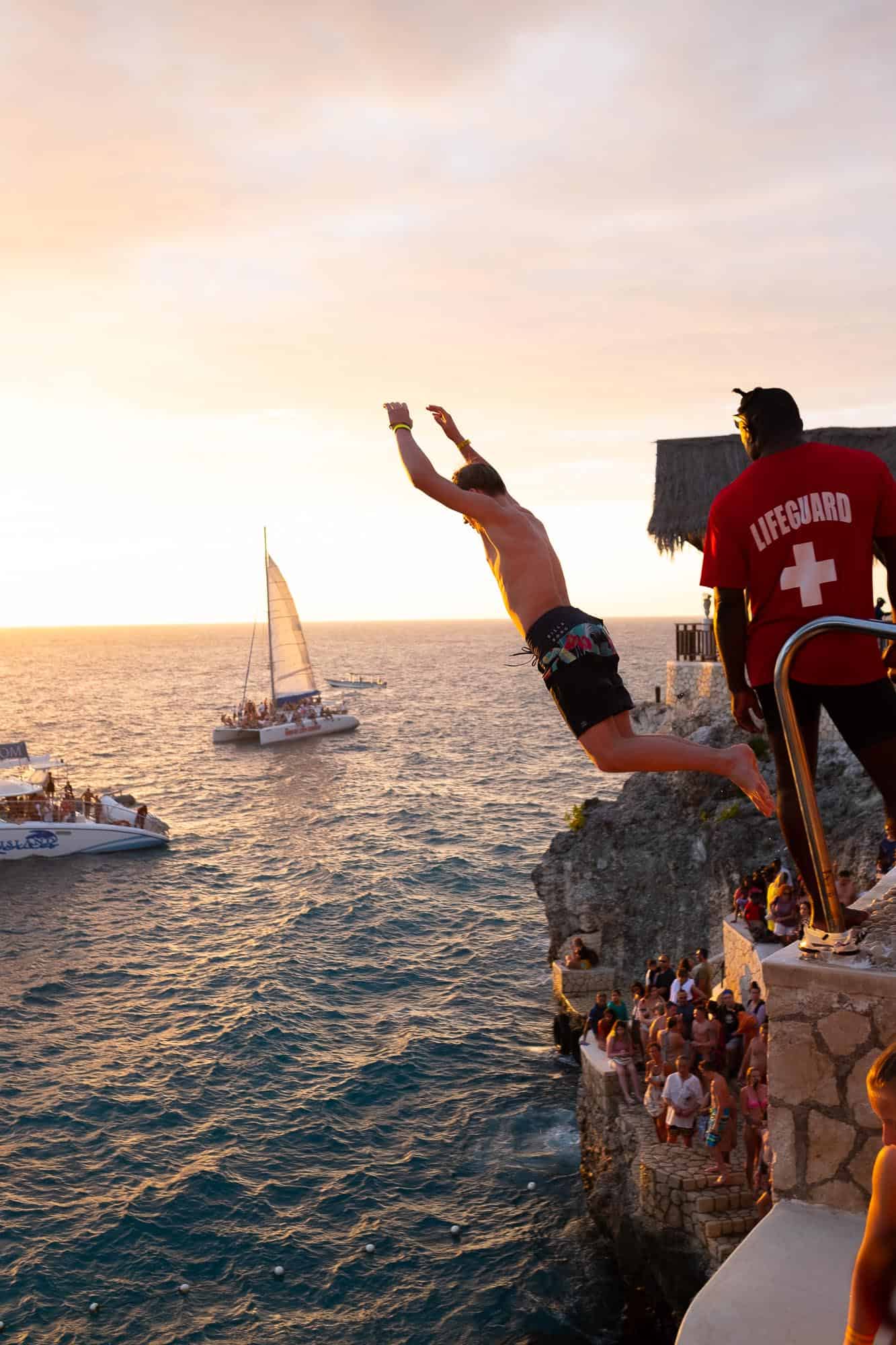 Jamaica Rick Cafe Cliff diving