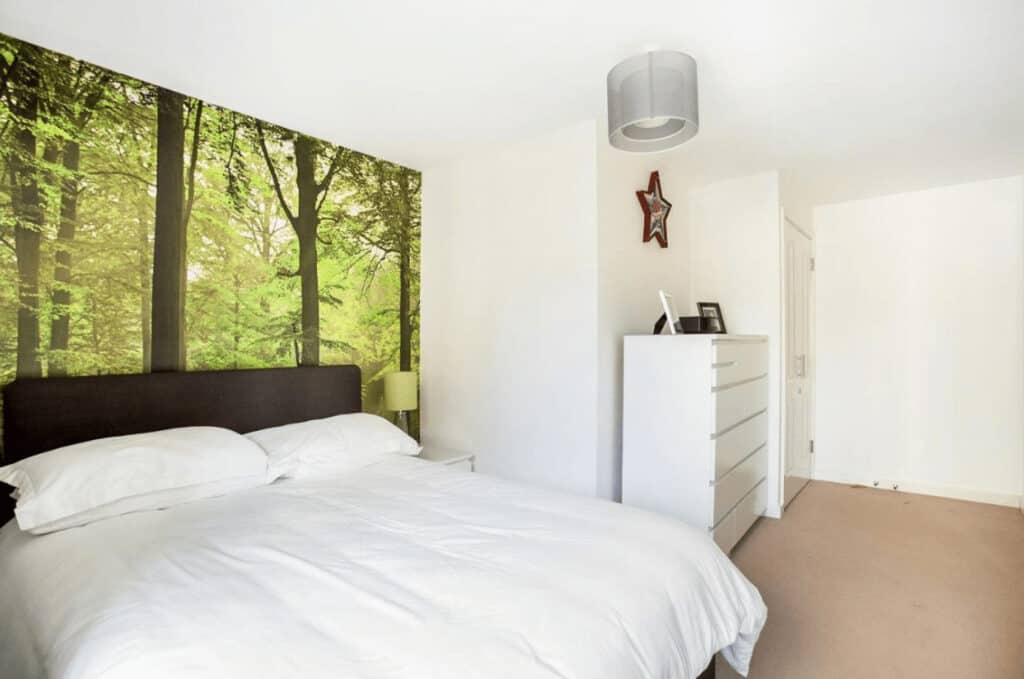 Beautiful Secure 2 bedroom Canal side Apartment Beautiful Secure 2 bedroom Canal side Apartment
