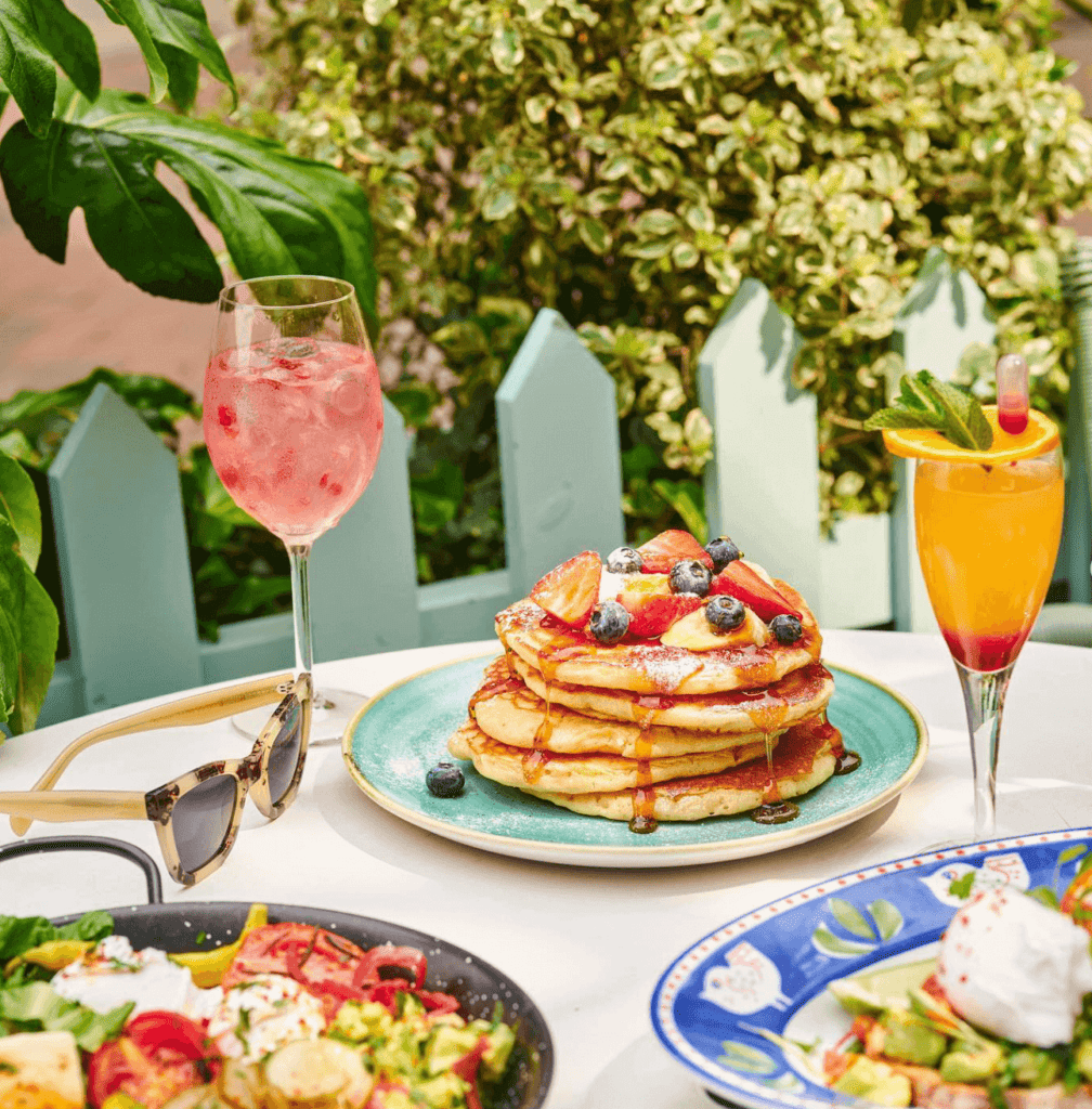 bottomless brunch covent garden at Bill's Coven Garden