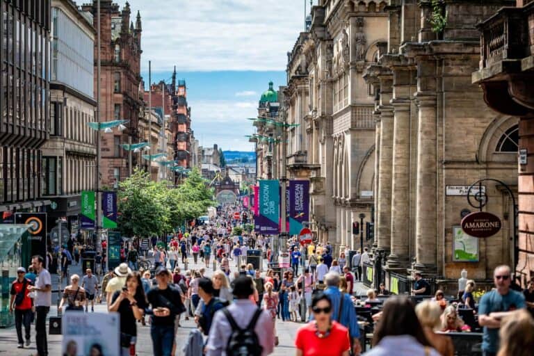 5 Best Places To Stay In Glasgow By Area (+ Hotels And Map)