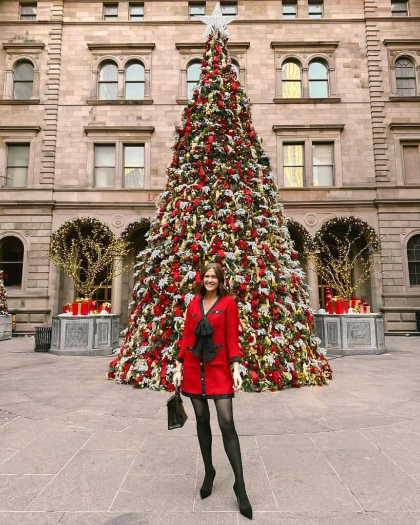 Christmas Outfits in London 3