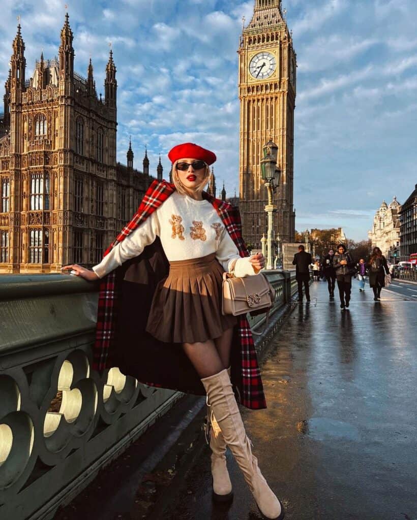 Christmas Outfits in London 6