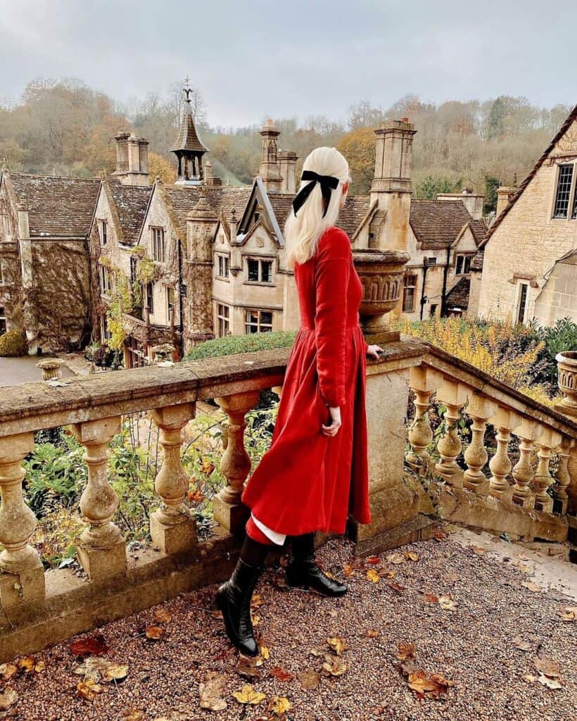 Europe Christmas Outfits 10