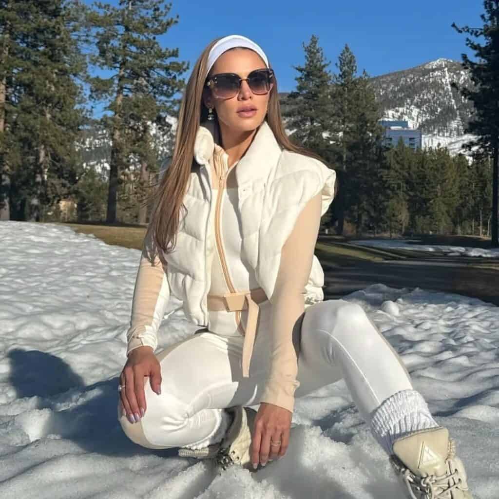 Europe Winter Outfits 17