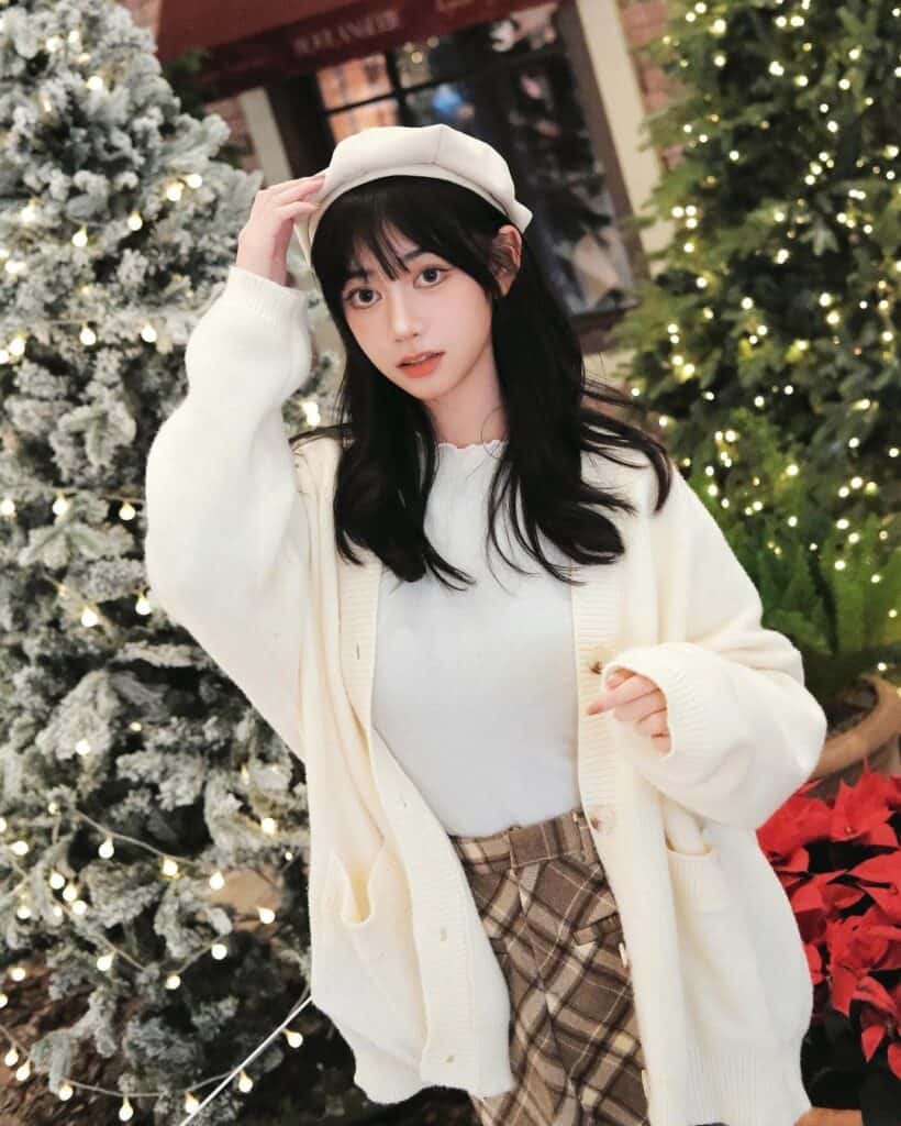 Korean Christmas Outfits 12