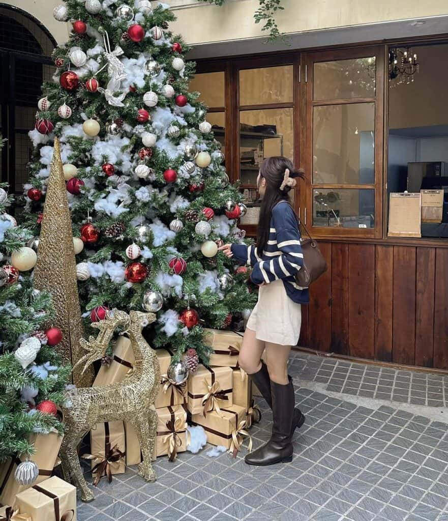 Korean Christmas Outfits 15
