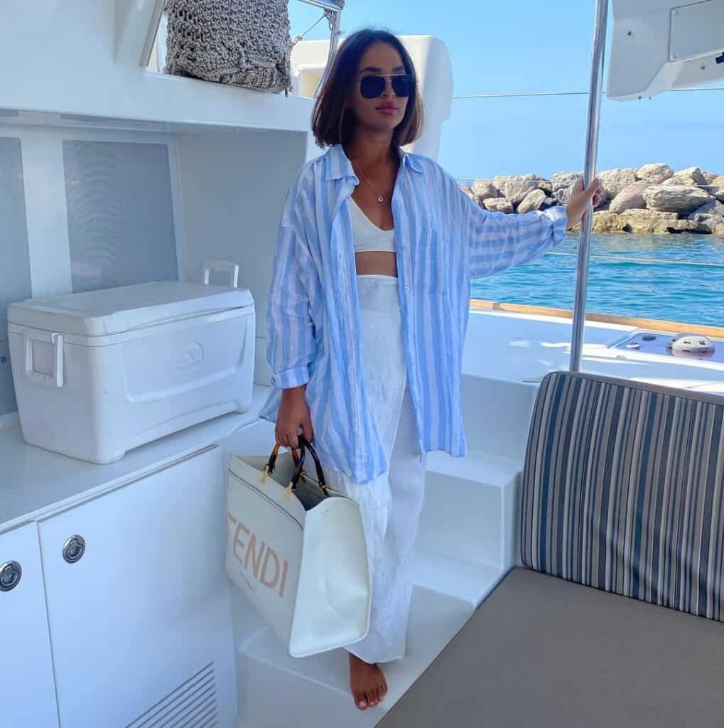 Santorini Outfit Ideas 10