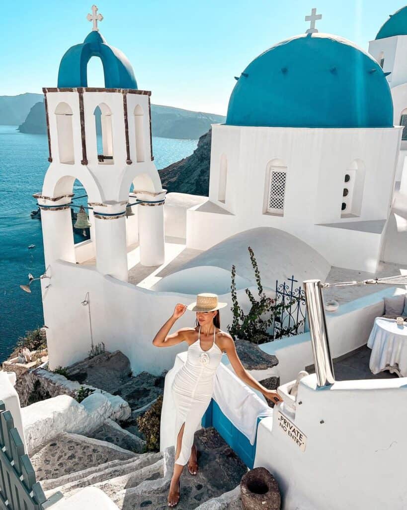 Santorini Outfit Ideas 11 1