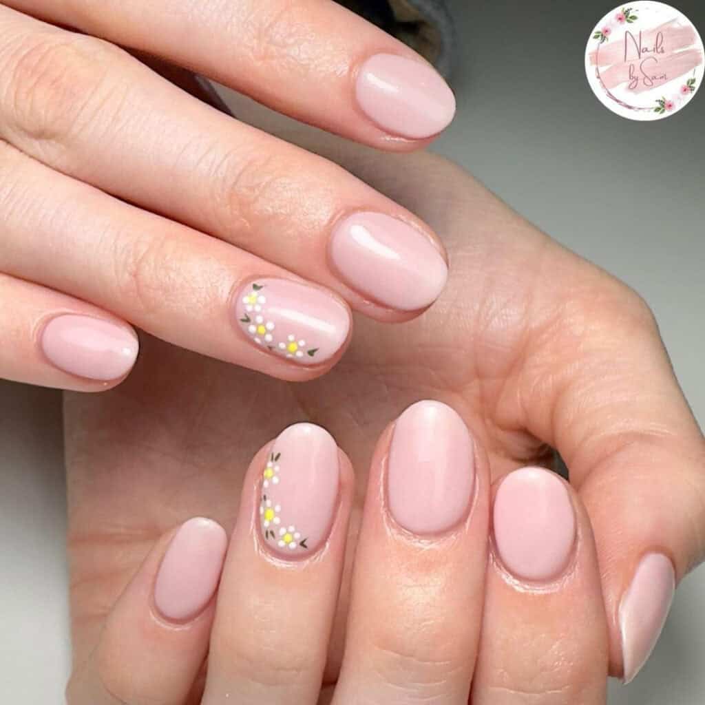london gir aesthetic nails 11