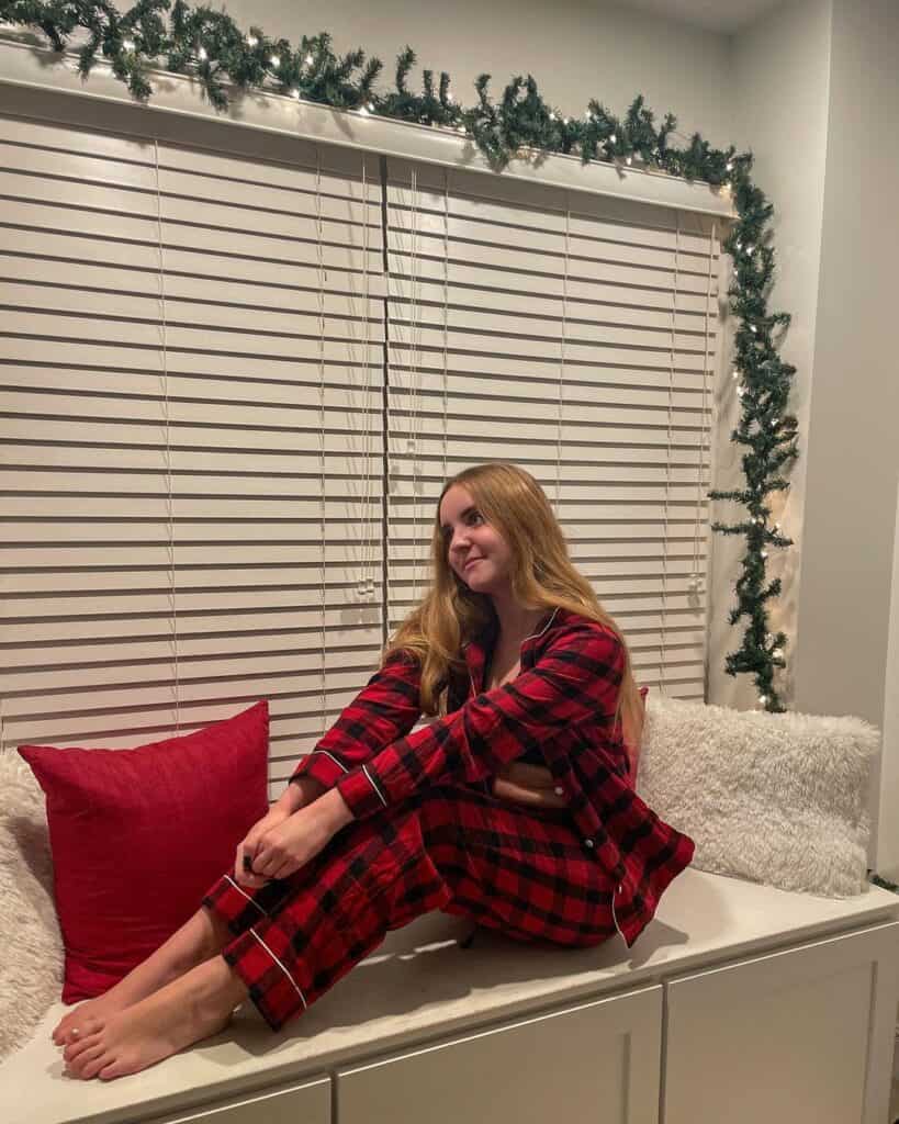 outfits for christmas in nyc 5