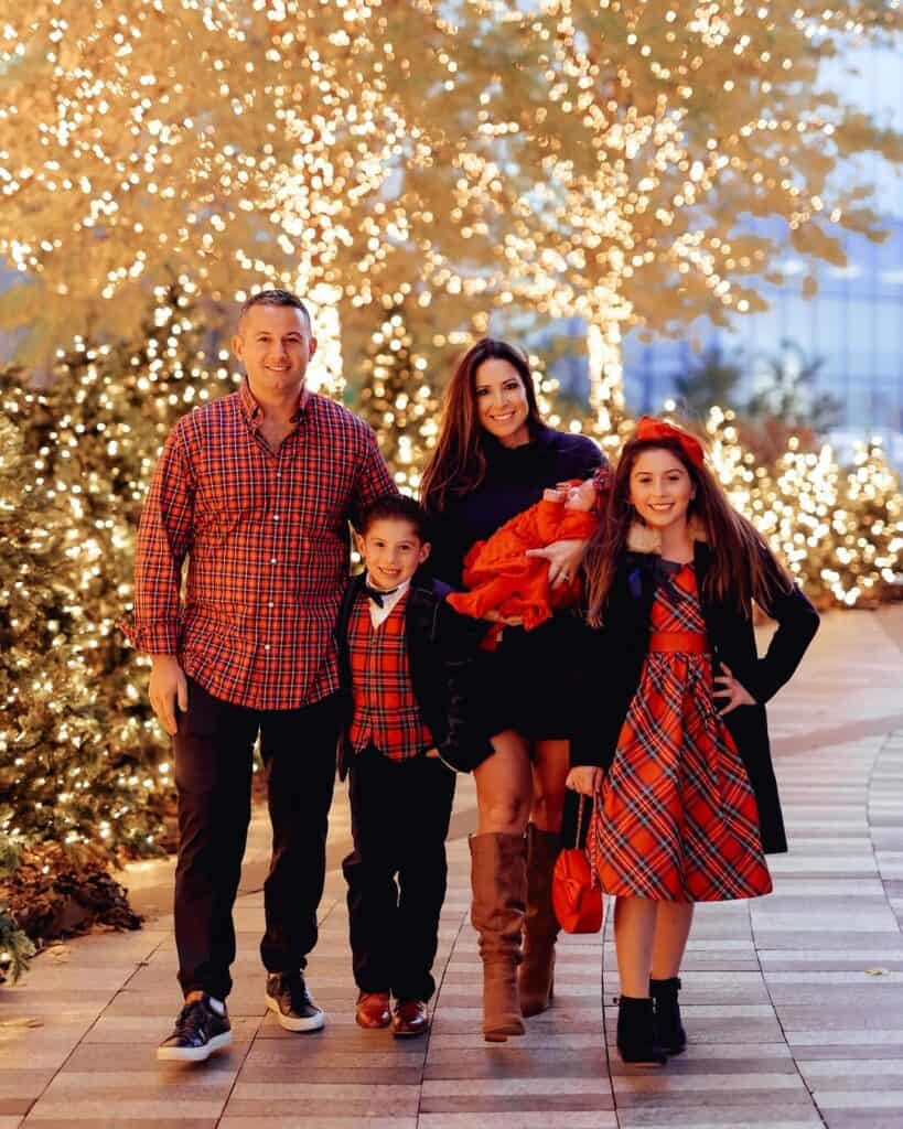 New York Christmas Family Photos 11