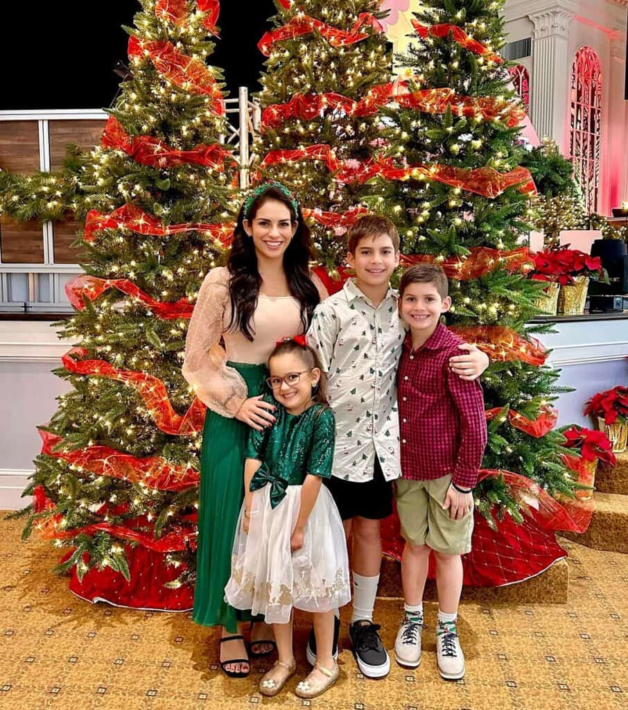 New York Christmas Family Photos 13 1