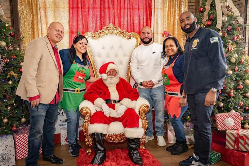New York Christmas Family Photos 8