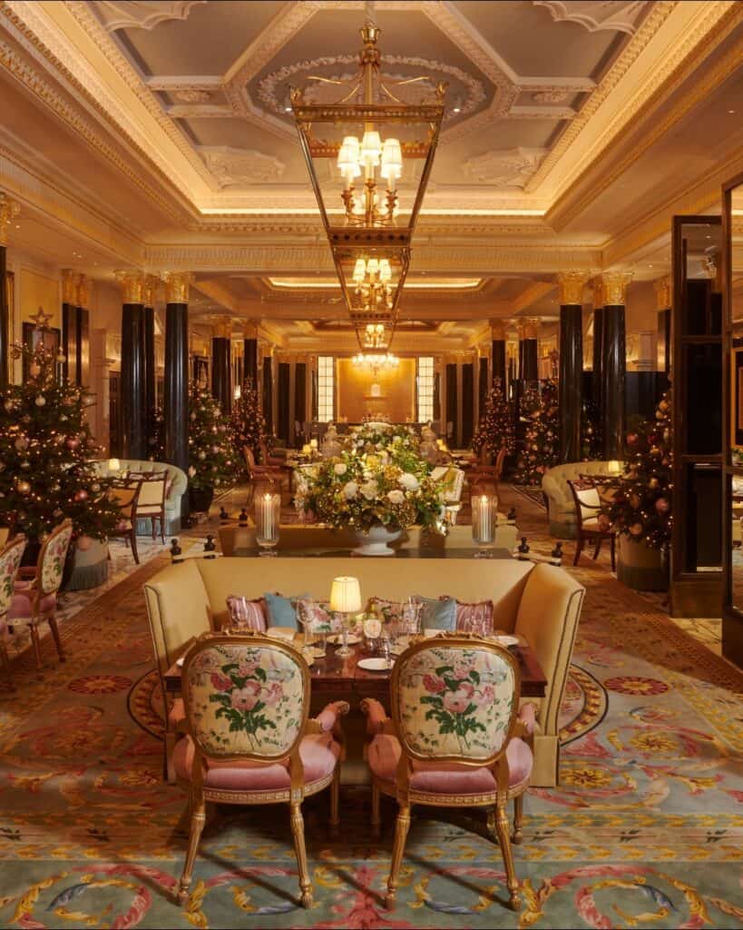 Where to Stay in London for Christmas 10