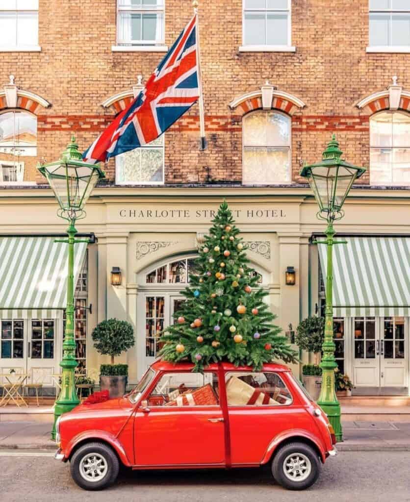 Where to Stay in London for Christmas 14