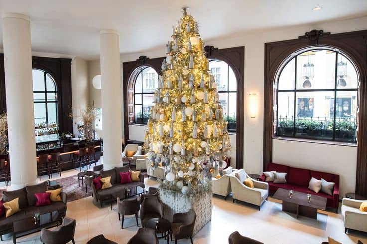 Where to Stay in London for Christmas 8
