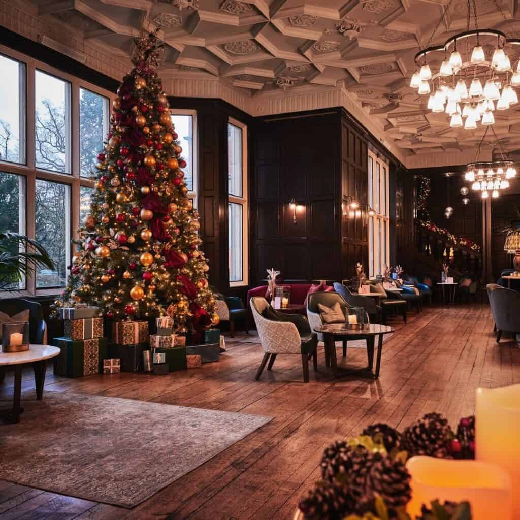 Where to Stay in London for Christmas 9