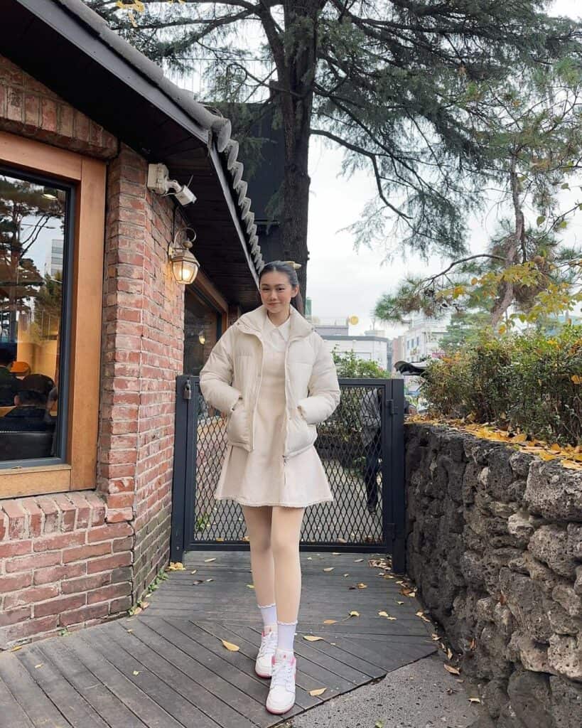 South Korea Winter Outfits 13