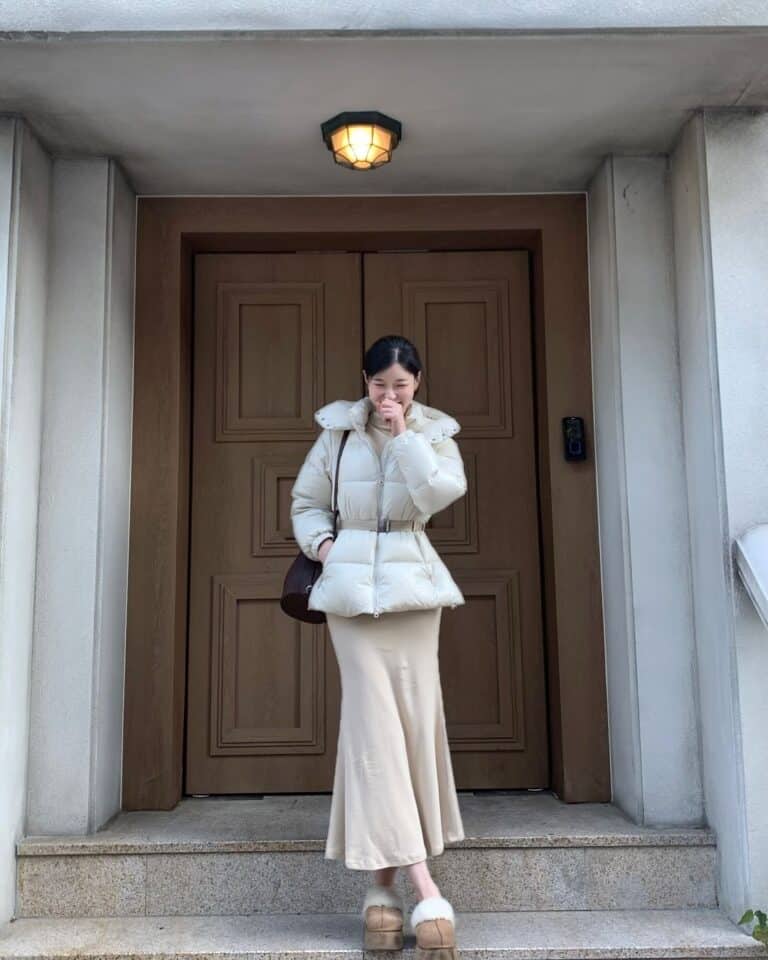15 South Korea Winter Outfits For A Stylish & Cozy Season