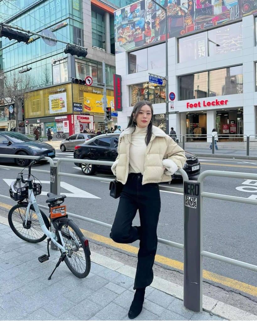 Winter Asian Outfits 7
