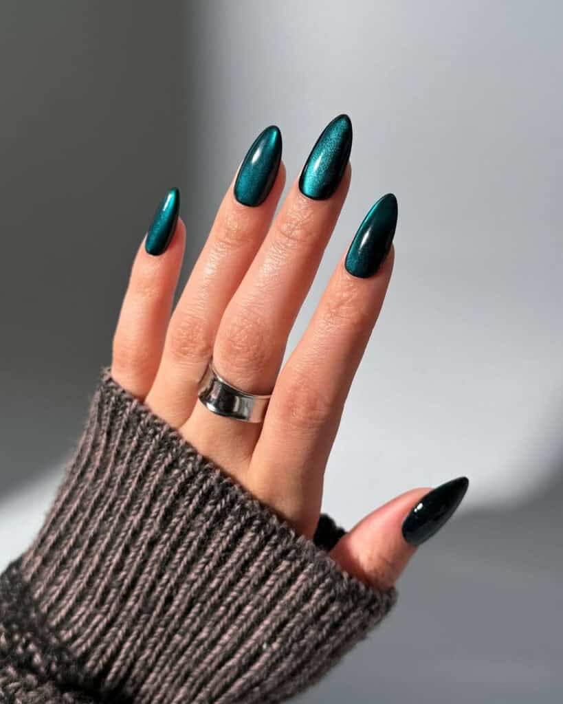 Cateye Nails For Women 2
