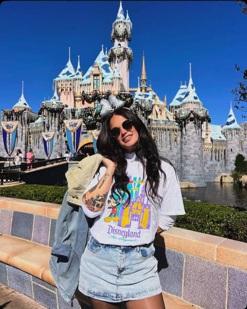Disneyland Outfits For Women 7