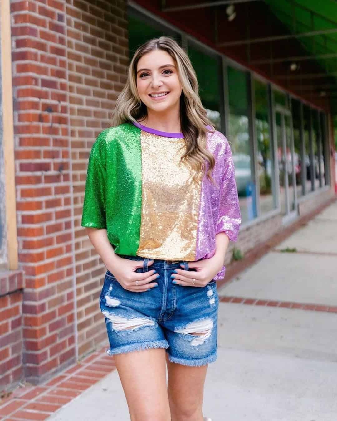 17 Mardi Gras Outfits For Women To Slay The Parade! — free download