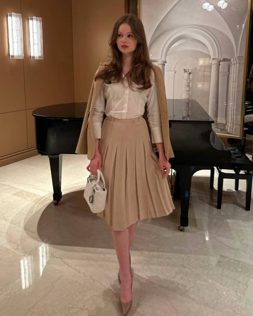 Modest Outfits For Women 5