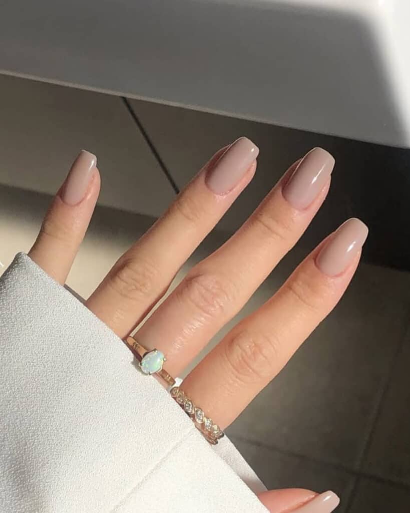 Neutral Nails For Women 6