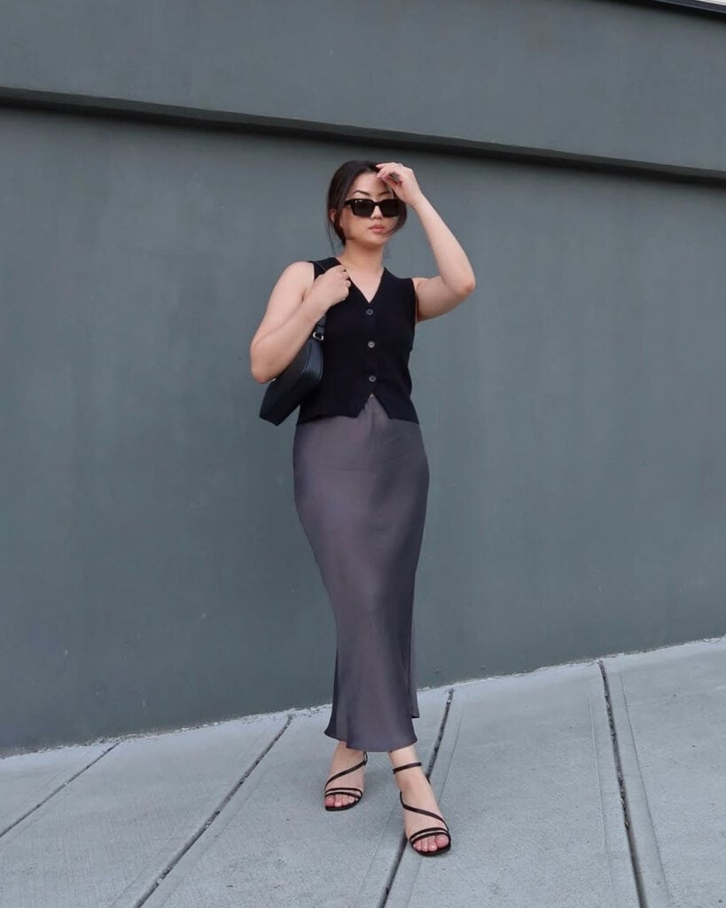 Slip Skirt Outfits For Women 3