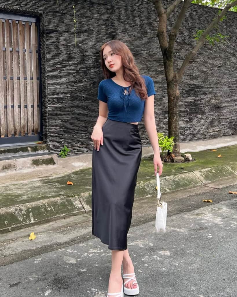 Slip Skirt Outfits For Women 8