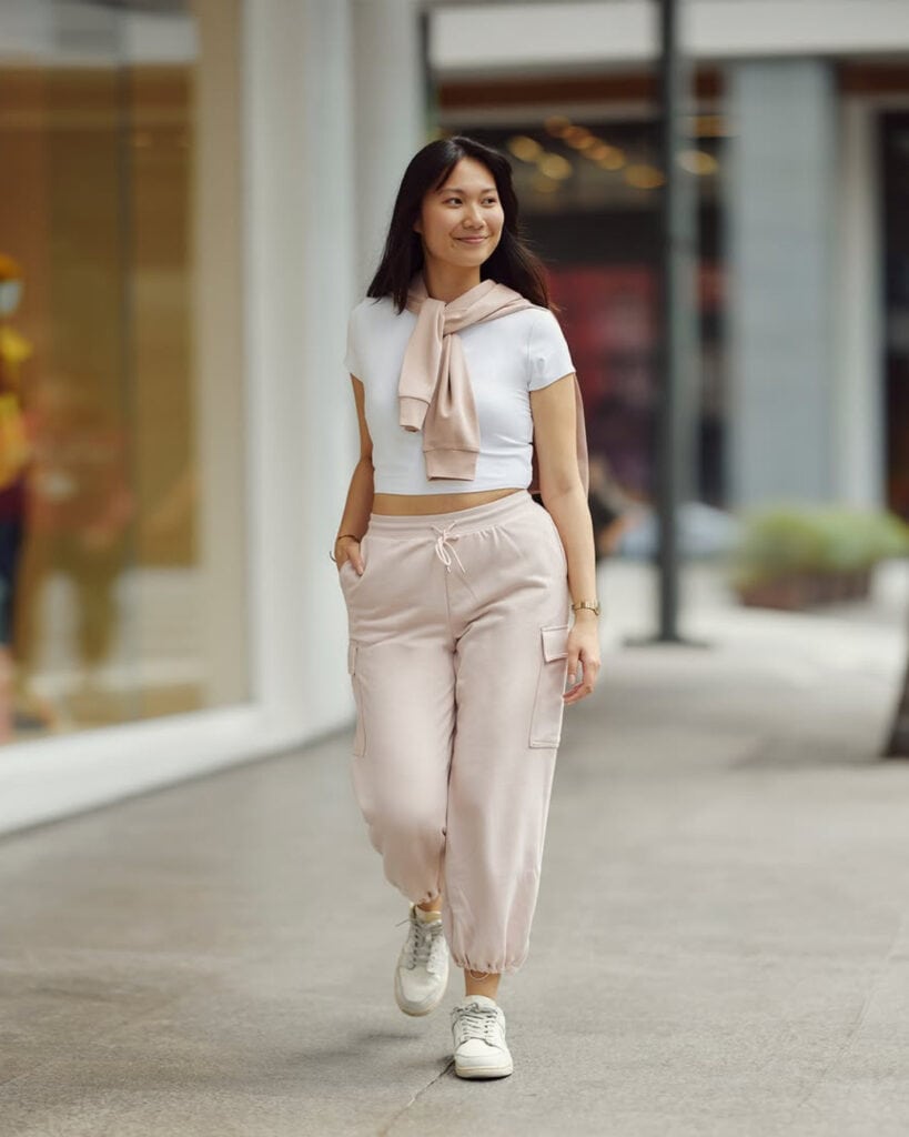 Sweatpants Outfits For Women 1