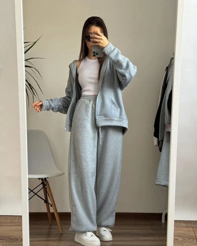 Sweatpants Outfits For Women 7