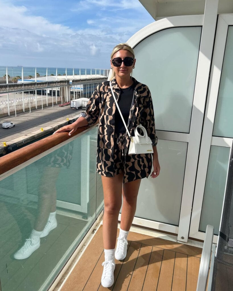 Cruise Ship Outfits 20 20250227 062301 0019