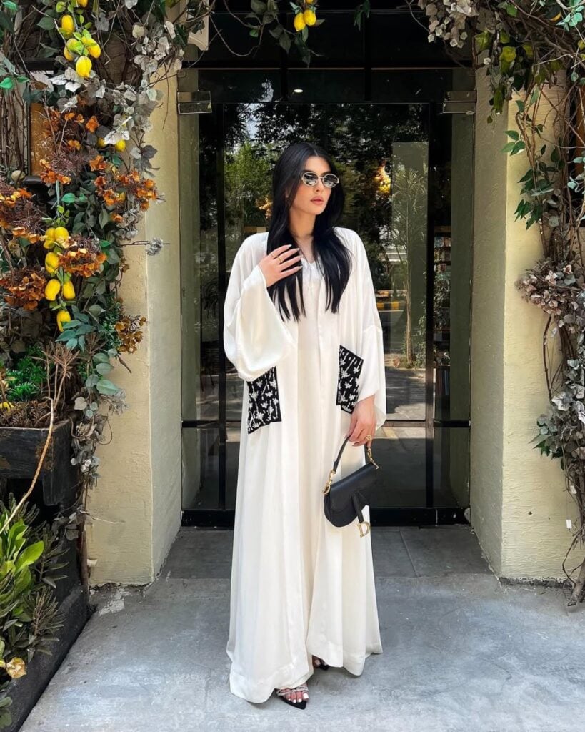 Modest Summer Outfits 15