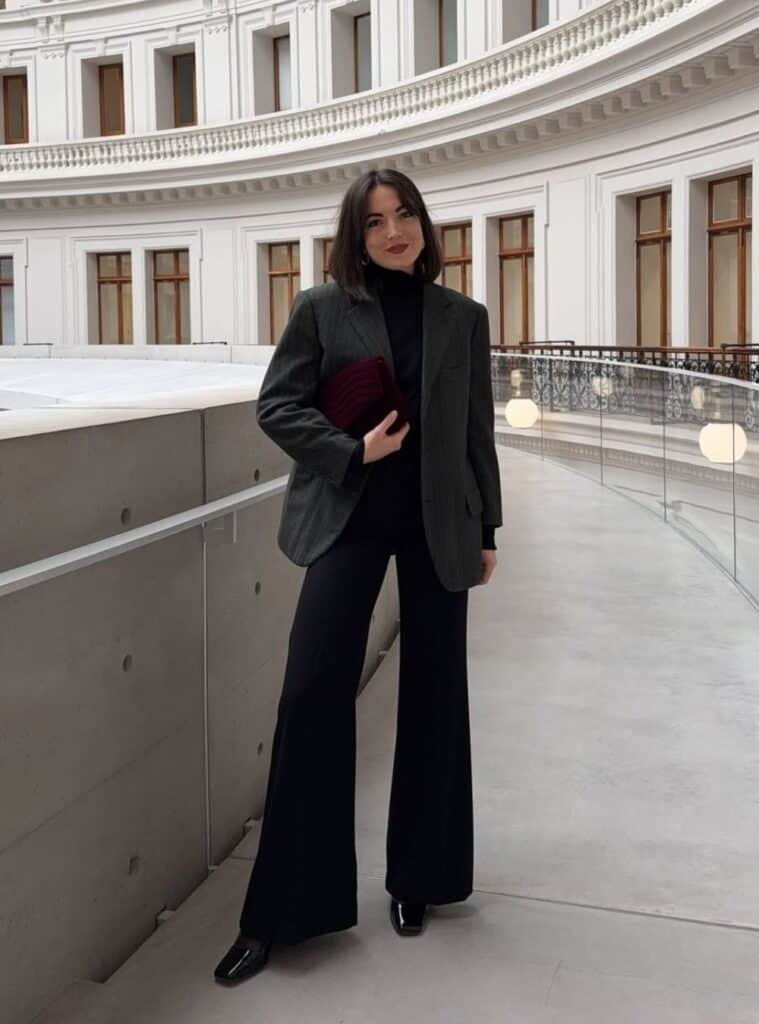 Museum Outfits 3