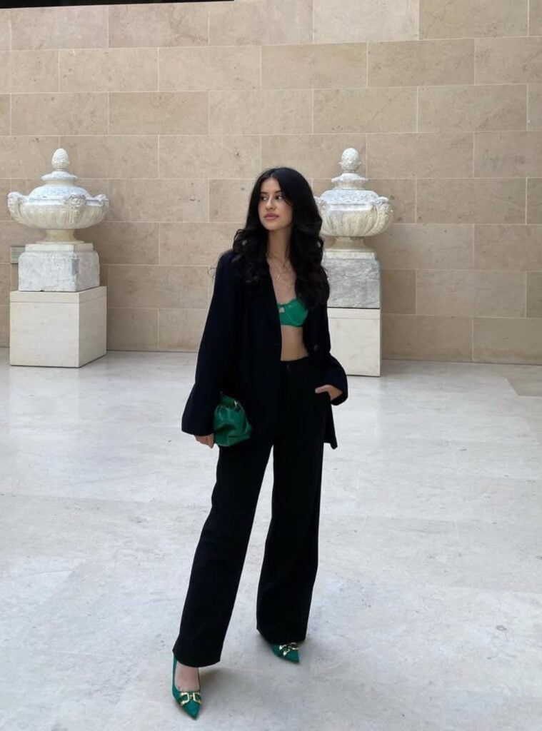 Museum Outfits 4