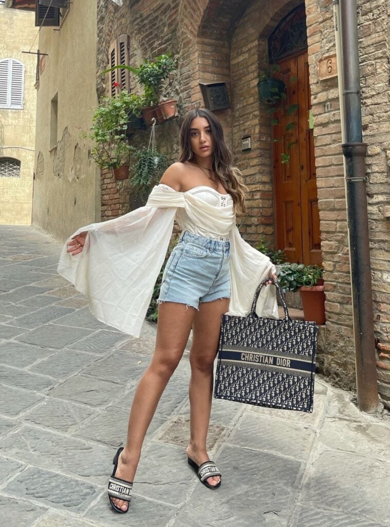 italy summer outfits 25