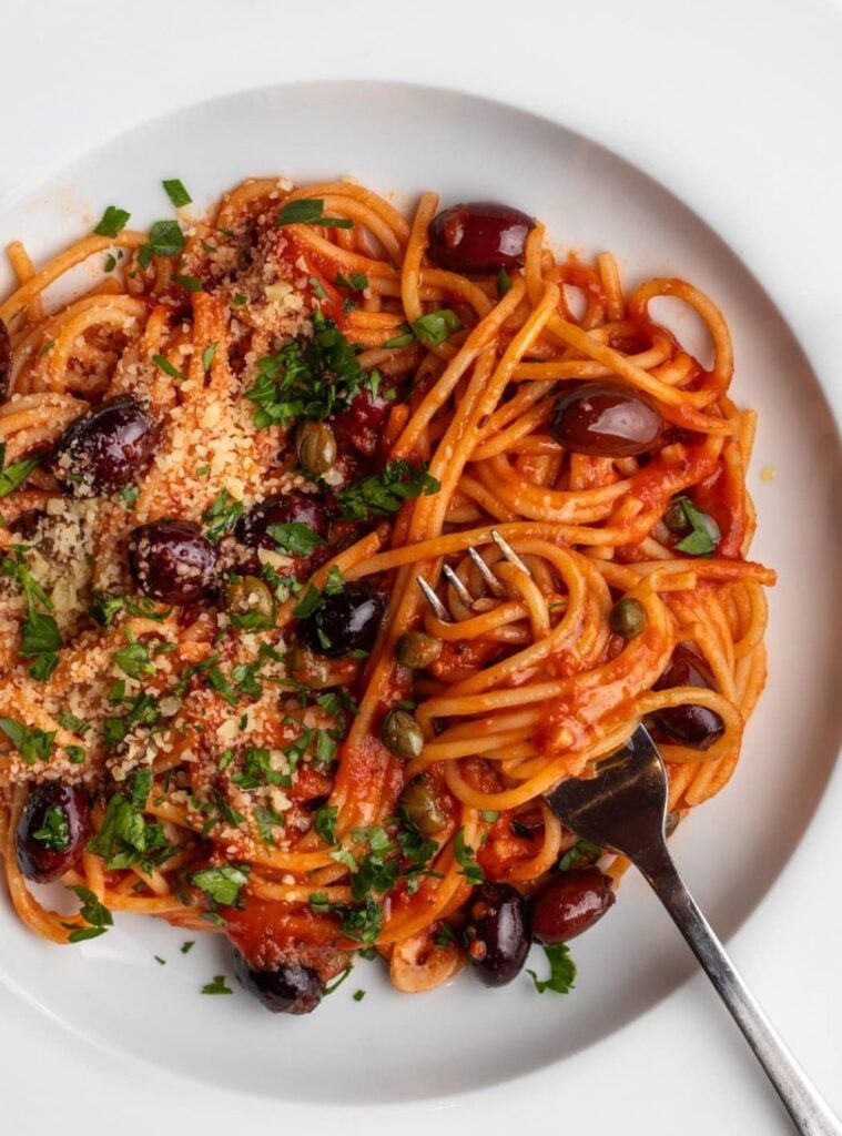 7 Vegan Italian Recipes Italian Puttanesca Pasta Sauce