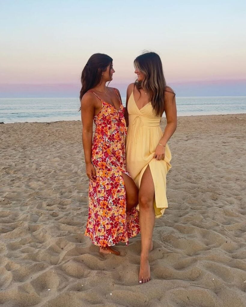 Group Beach Outfit Ideas 15
