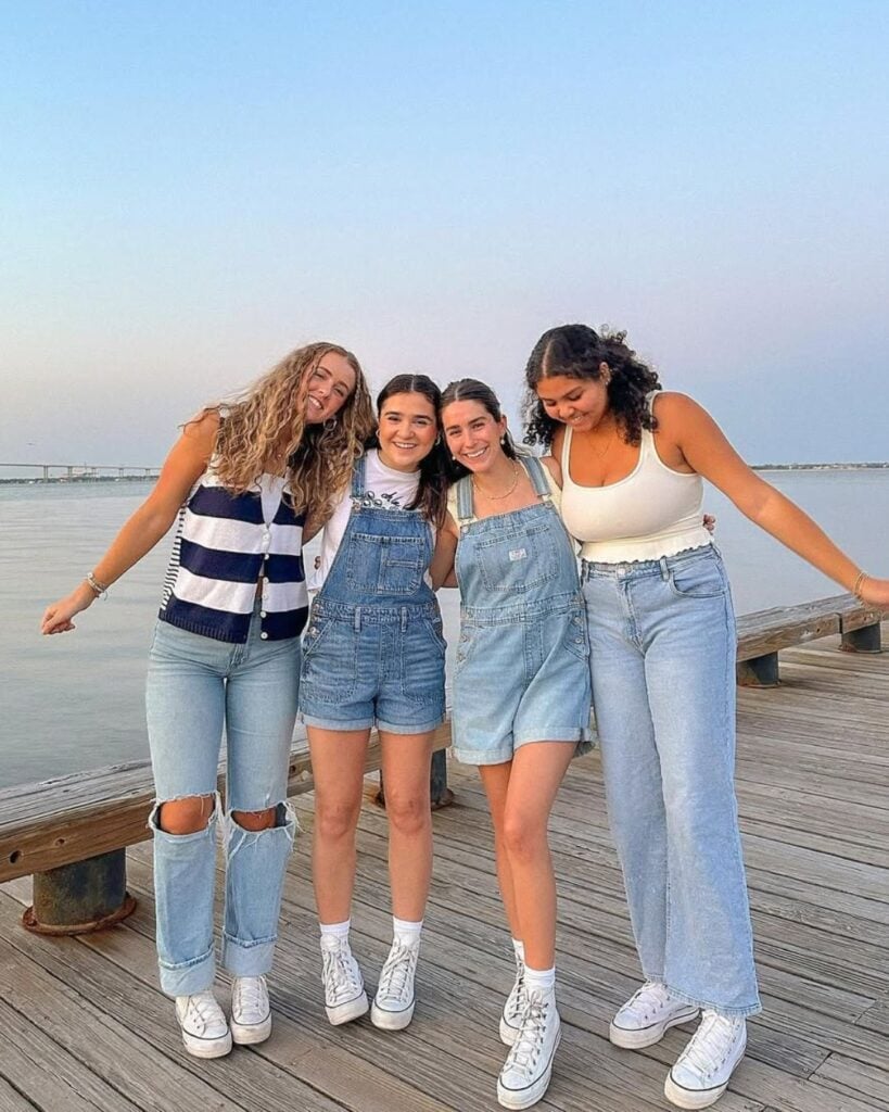 Group Beach Outfit Ideas 4