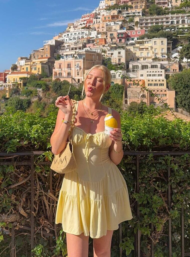 amalfi coast outfits 11